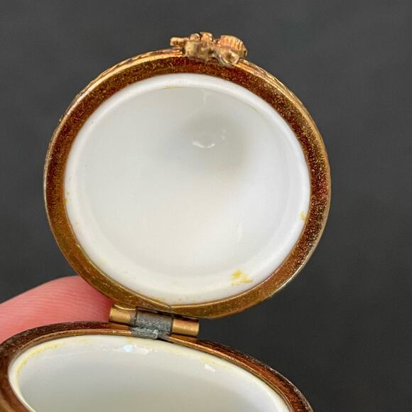 Limoges Trinket Box Peint Main Rochard France Corn Teapot Handpainted Paint Loss - Picture 9 of 16